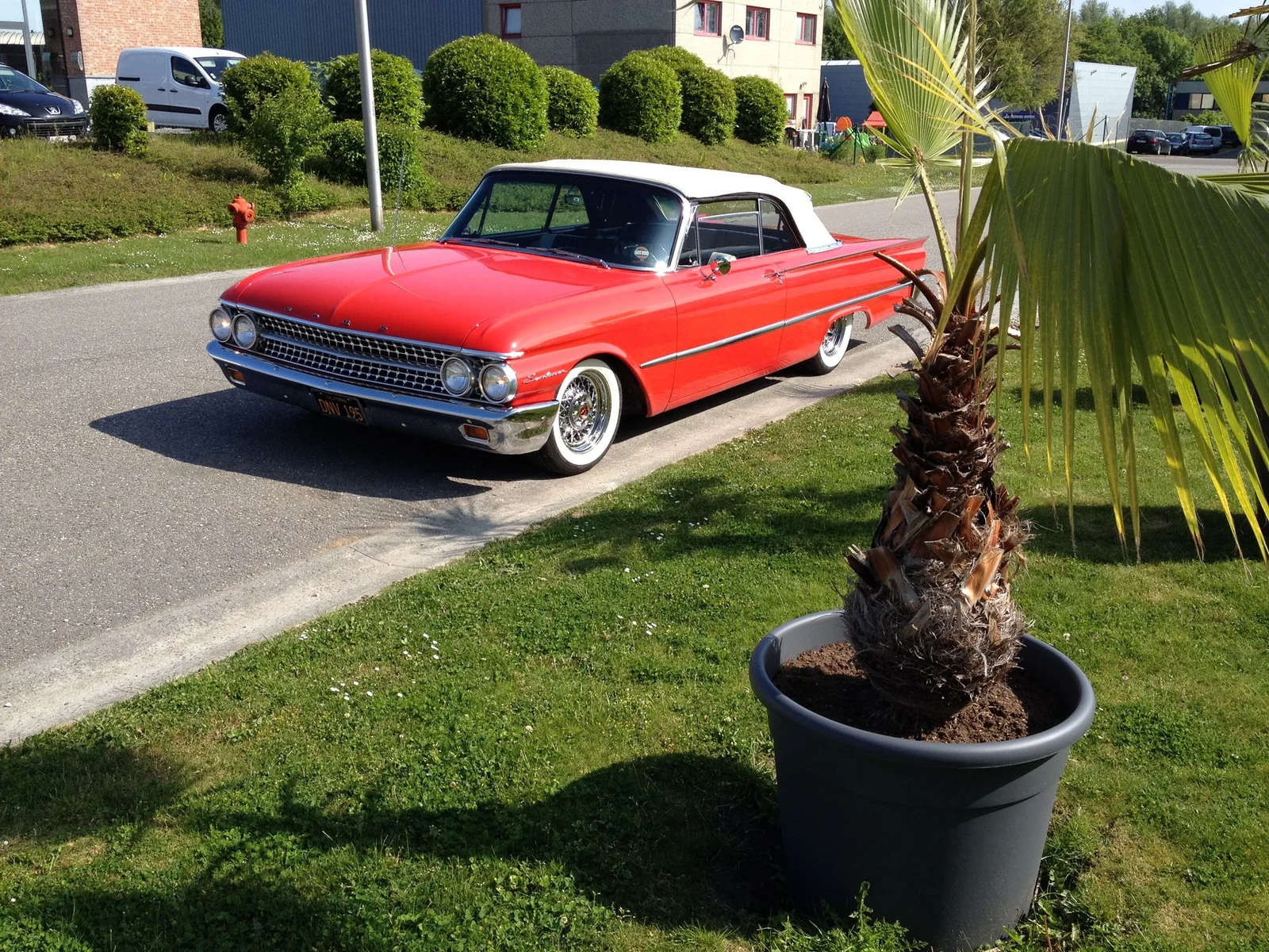Ford Galaxie Sunliner 1961 — photo 3